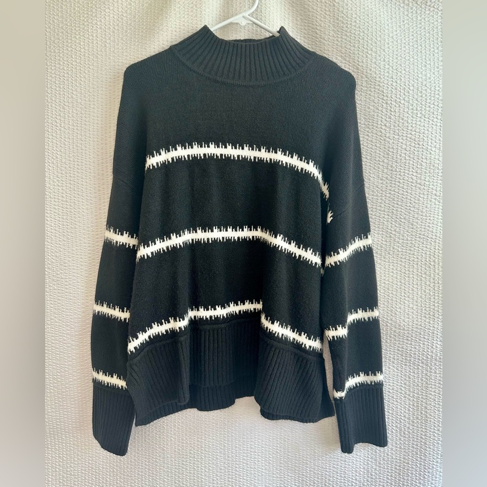 NINE WEST Women’s Black White Striped Mock Neck Soft Knit Sweater XL NWOT